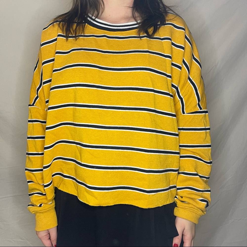 🤍 yellow and black jumper cropped 🤍